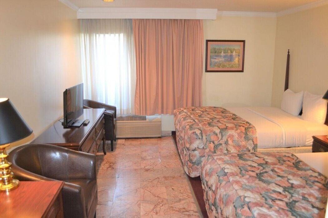 Merced Inn & Suites Exteriér fotografie