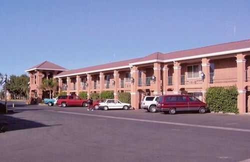 Merced Inn & Suites Exteriér fotografie