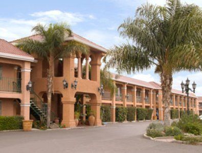 Merced Inn & Suites Exteriér fotografie